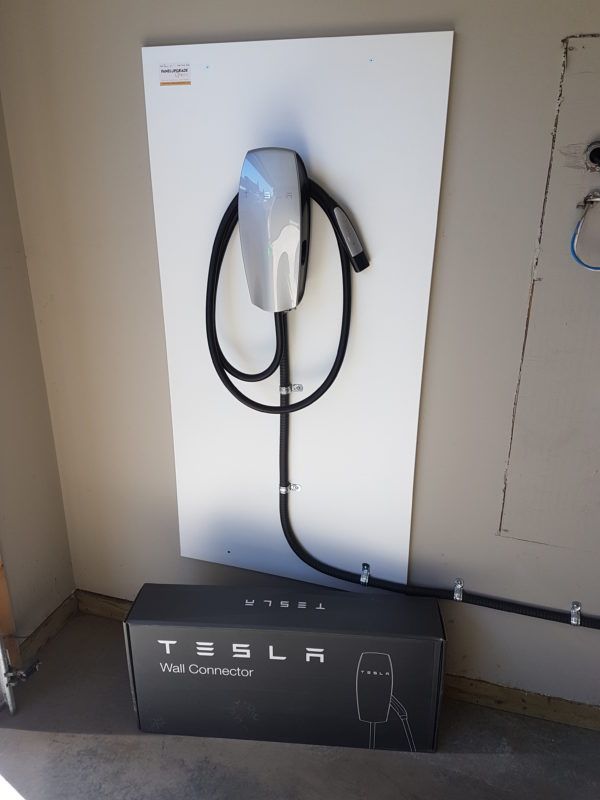 Wall Connector